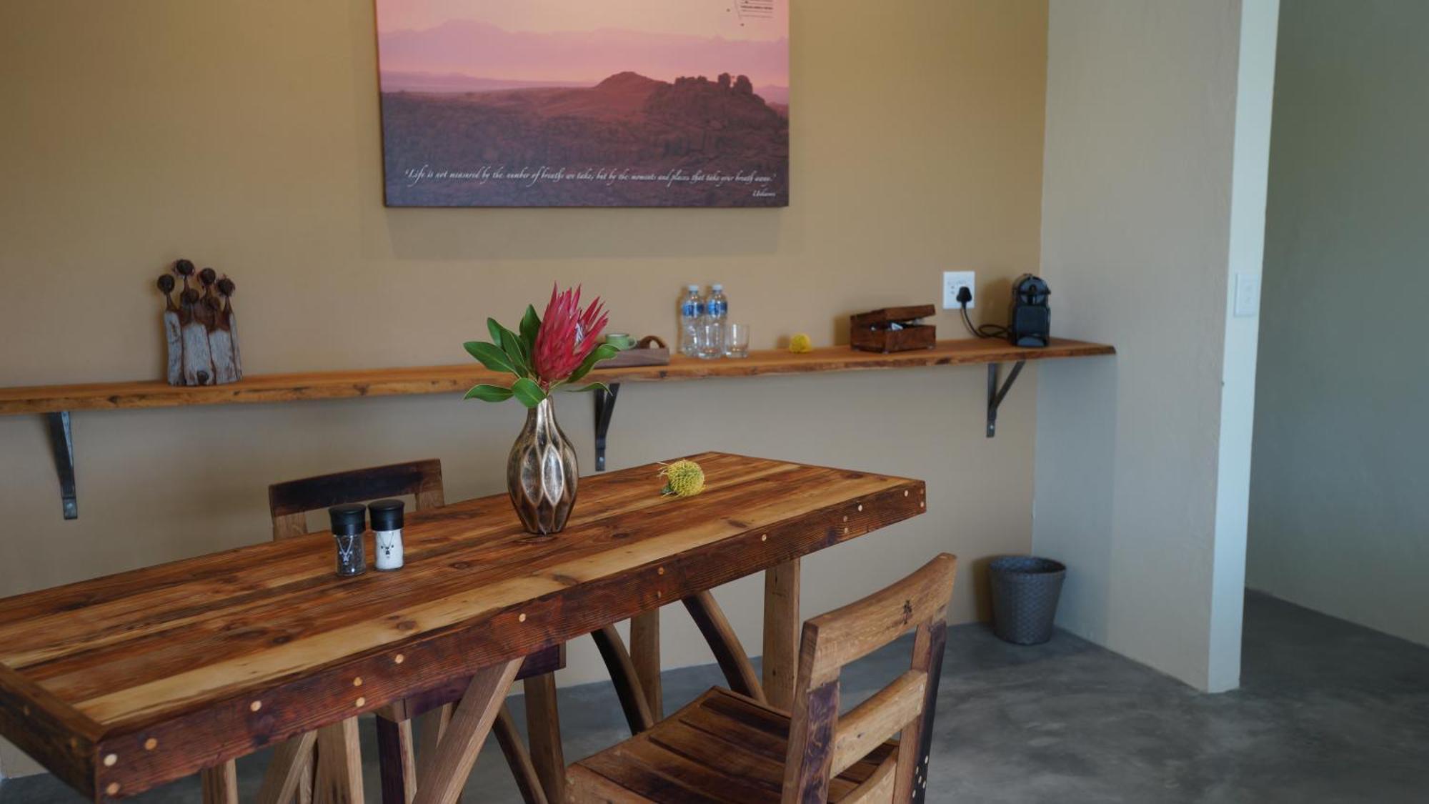 Stellar Overberg Travellers Lodge Napier Exterior photo